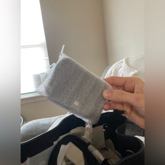 Kate Spade Black Bucket Bag with coin pouch NWT. - Picture 9 of 10